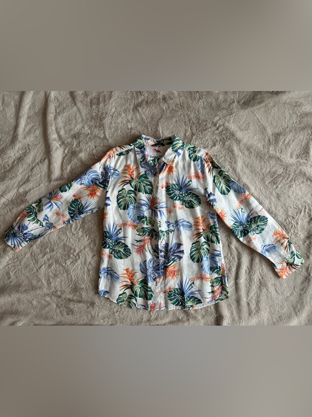 Tommy Bahama Long-Sleeve Button-Up Shirt in Tropical Print, Size M